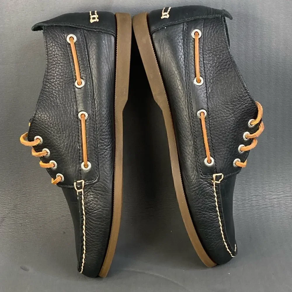 Sperry gently used